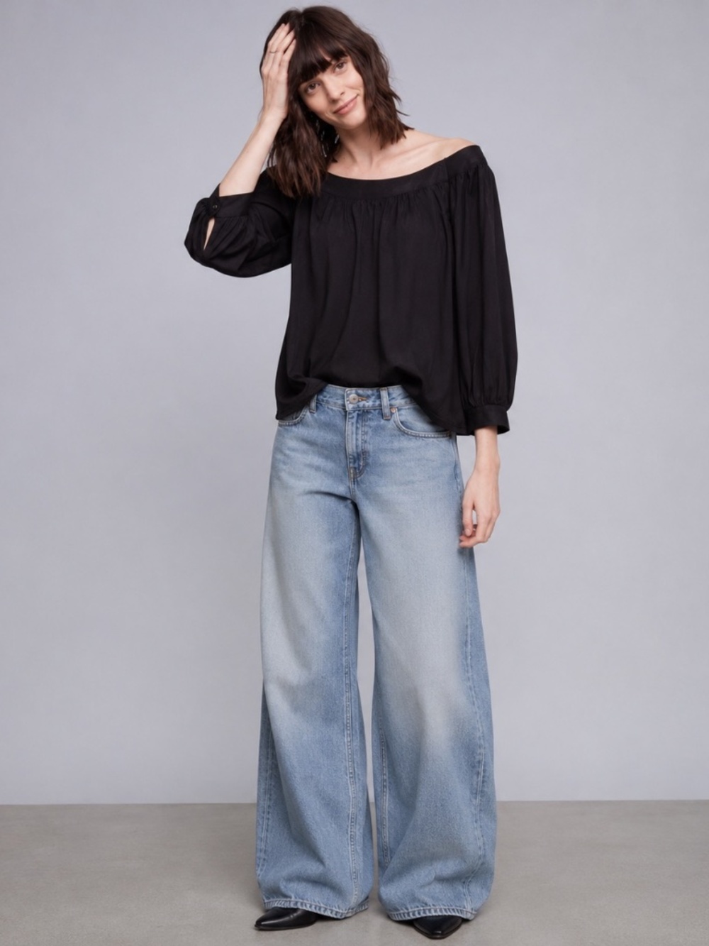 Anthropologie | Maeve | M | Wide Neck Blouse
